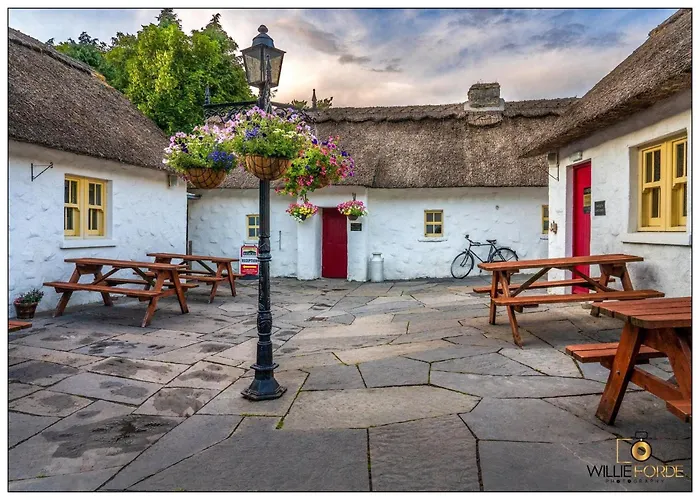 Luxusní stan Loughcrew Glamping *