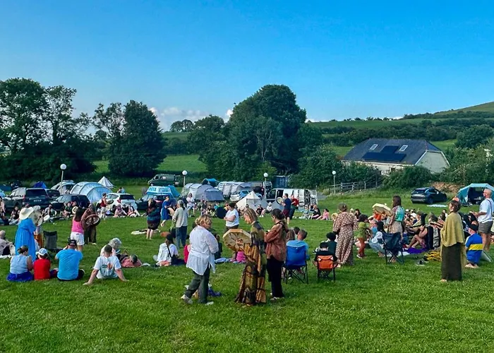 Luxusní stan Loughcrew Glamping